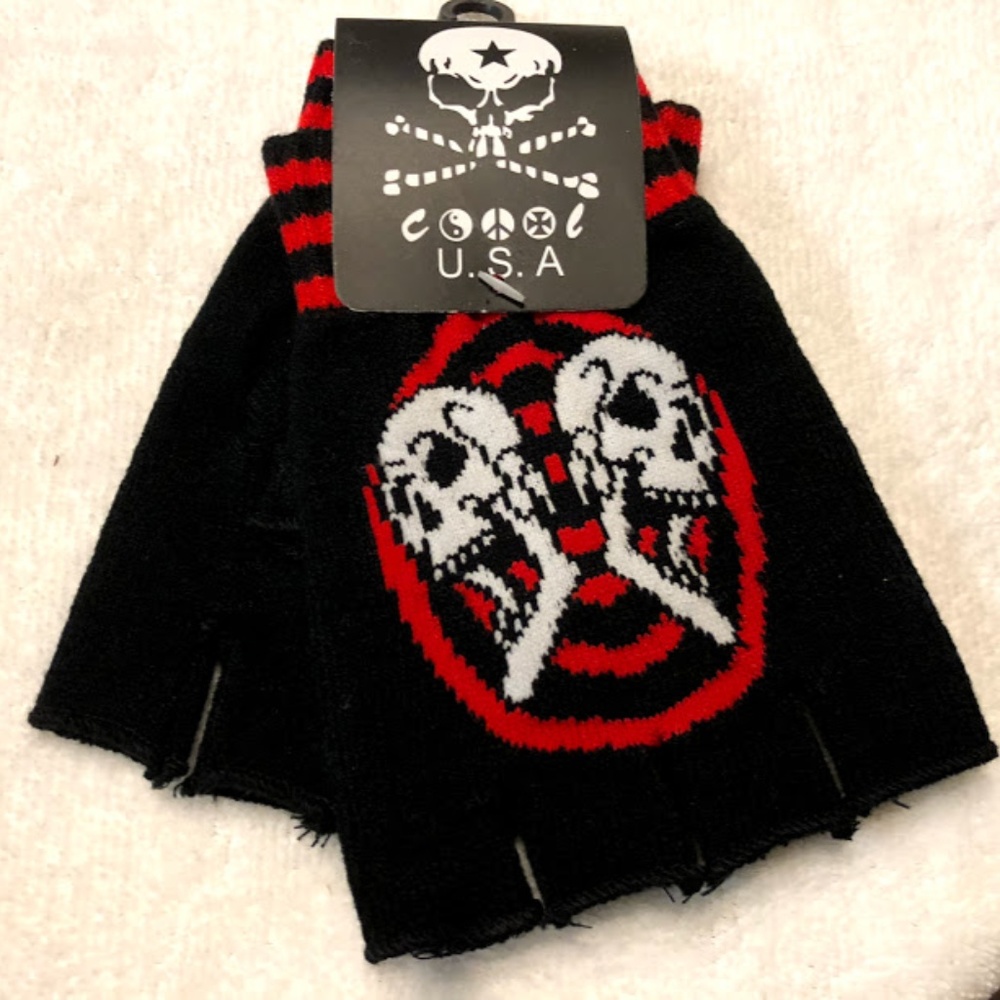 Skull Laugh Red Finger-less Gloves